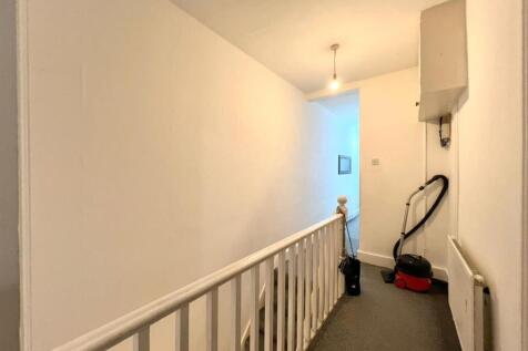 WhatsApp Image 2025-11-27 at 18.02.55 (3).jpeg