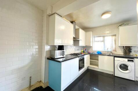 WhatsApp Image 2025-12-04 at 14.49.37 (2).jpeg