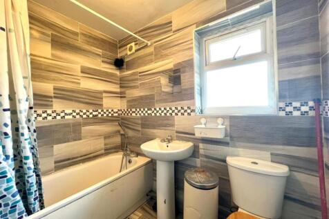 WhatsApp Image 2025-12-04 at 14.49.36.jpeg