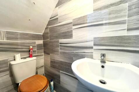 WhatsApp Image 2025-12-04 at 14.49.37 (1).jpeg