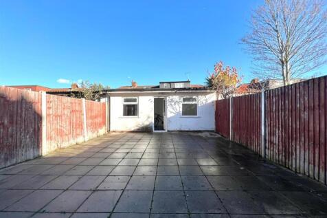 WhatsApp Image 2025-12-04 at 14.49.38 (2).jpeg