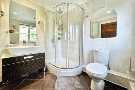Bed 2 En-Suite