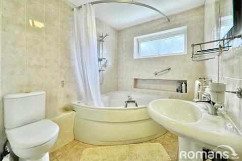 Master En-Suite