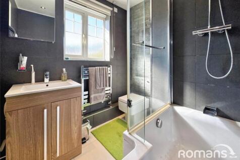 Master En-Suite