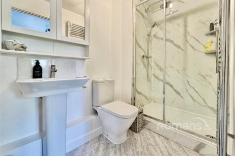 Master En-Suite