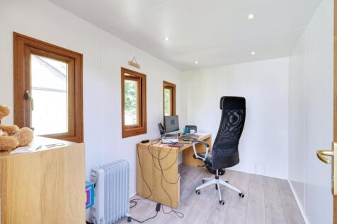 Property Image 17
