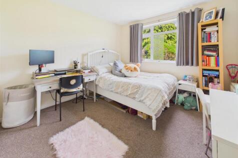 CAM03789G0-PR0070-ST