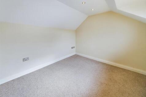 CAM03789G0-PR0012-ST