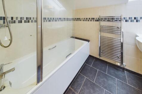 CAM03789G0-PR0012-ST