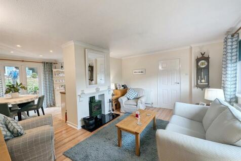 Sitting Room leading to Dining Area