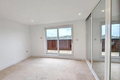 1 of 4 Bedrooms