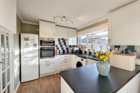 Kitchen..jpg