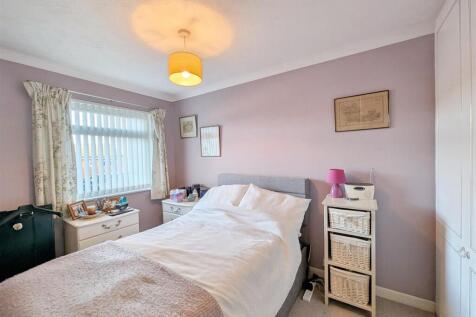 Bedroom 2.jpg