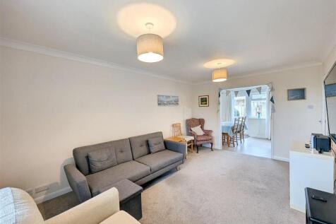 Sitting Room to Kitchen