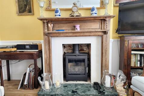 Log Burner.jpg