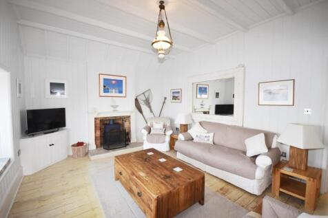 SITTING  ROOM