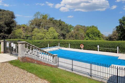 Heated Swimming Pool
