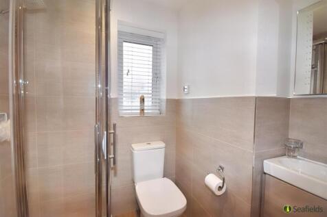 En suite 3.jpg