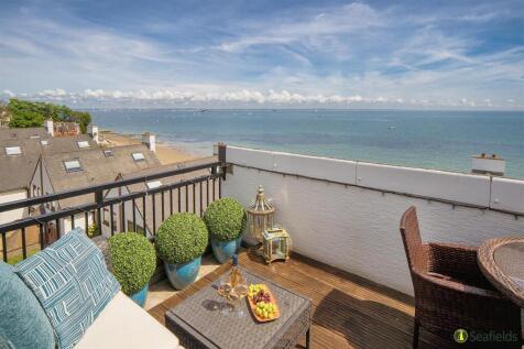 Balcony &amp; View