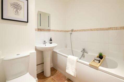 One of 2 Bath/Showers