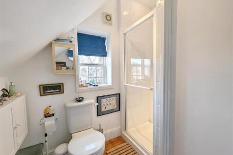 Shower Room..jpg