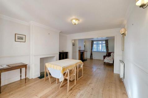 Dining to Sitting Room
