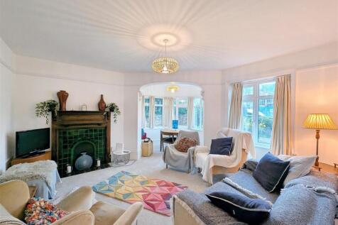 Sitting Room1.jpg