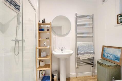 1 of 4 Showers.jpg