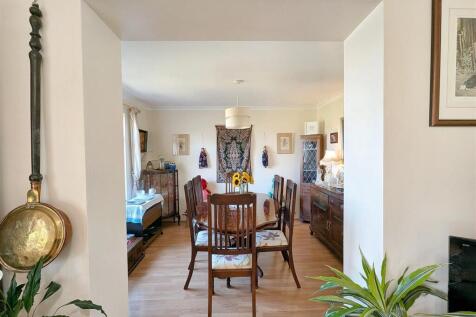 Through to Dining Room
