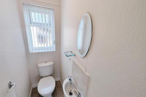 Separate WC