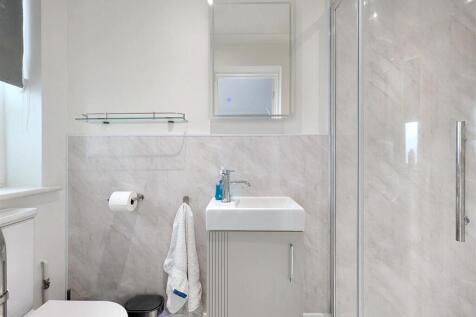 En suite 2