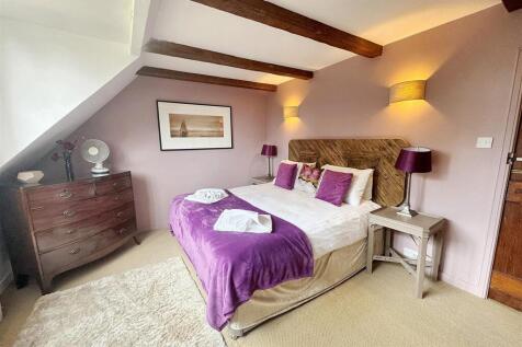 1 of 5 Bedrooms