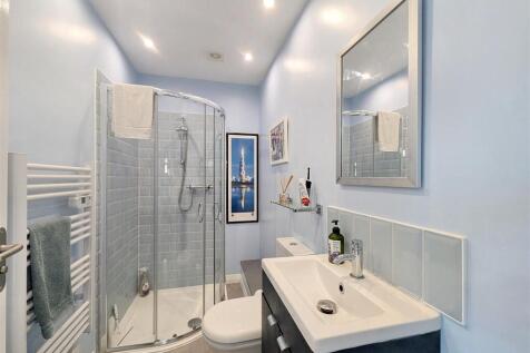 Shower Room 2