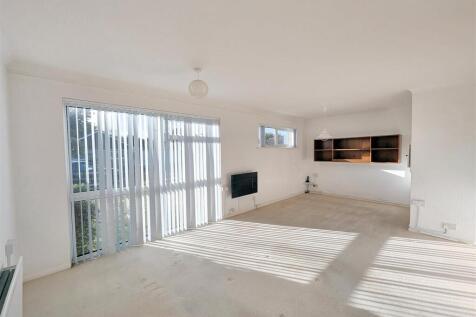 Sitting/Dining Room