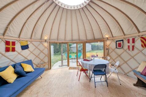 Yurt