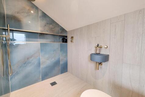 Upstairs Shower Room