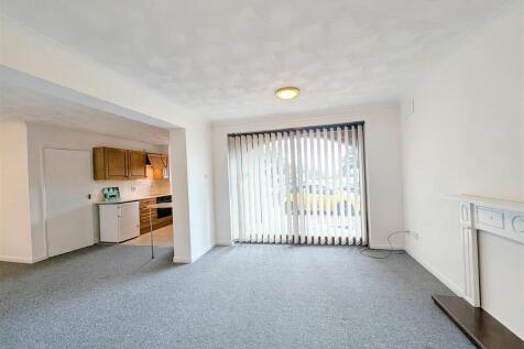 Open plan Kitchen/Living