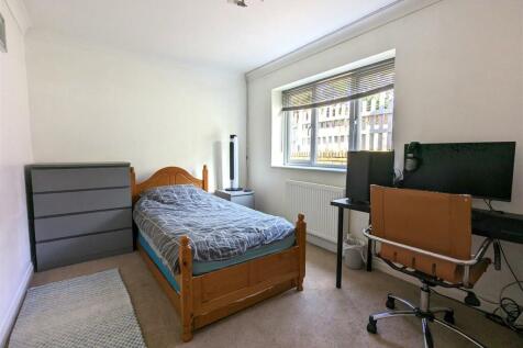Bedroom.jpg