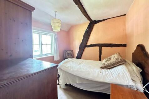 Bedroom 2.jpg