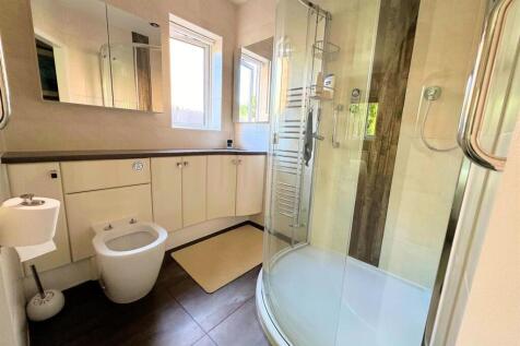 Ensuite.jpg