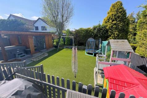 Garden 2.jpg