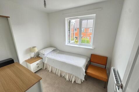 Bedroom 3.jpg