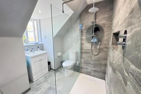 Ensuite.jpg
