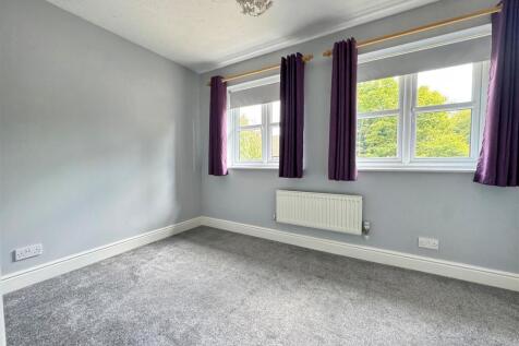Bedroom 2.jpg