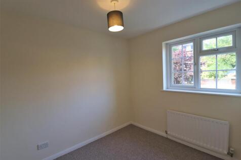 2nd Bedroom
