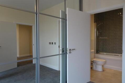 Bedroom to En-suite