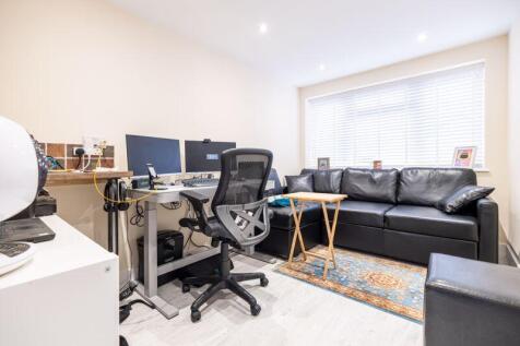 Garage Coversion/Office