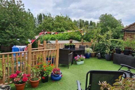 Summer Garden Shot