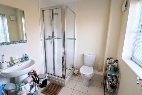 En-Suite 2