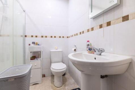 En-Suite 2
